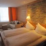 Truebsee - Accessible Only By Cable Car 3* Енгельберг