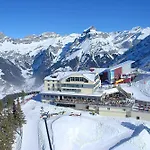Truebsee - Accessible Only By Cable Car Енгельберг