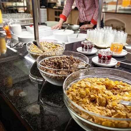 Truebsee - Accessible Only By Cable Car 3* Engelberg