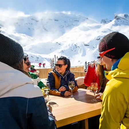 Truebsee - Accessible Only By Cable Car Hotel Engelberg