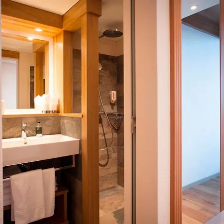 Truebsee - Accessible Only By Cable Car Hotel