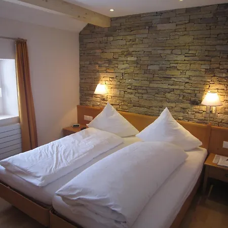 Truebsee - Accessible Only By Cable Car Otel Engelberg