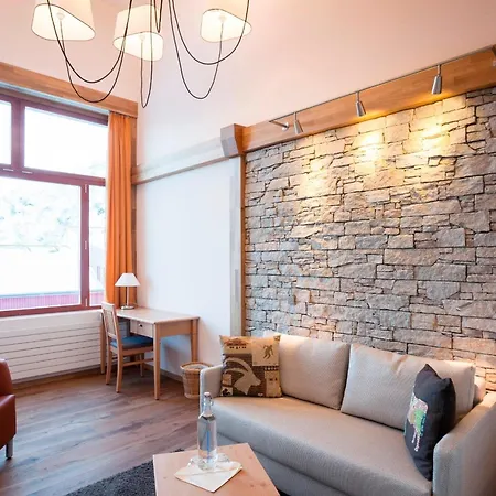 Hotel Truebsee - Accessible Only By Cable Car