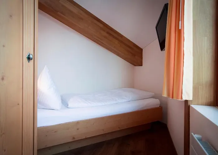 Truebsee - Accessible Only By Cable Car 3* Engelberg