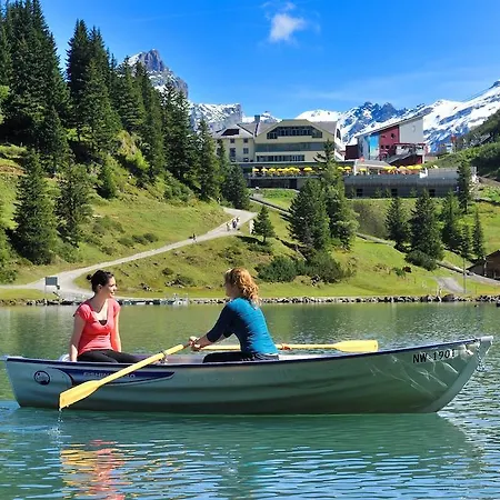 Truebsee - Accessible Only By Cable Car Szálloda 3*